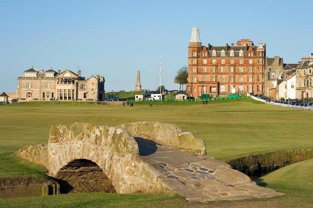 The famous Swilcan bridge